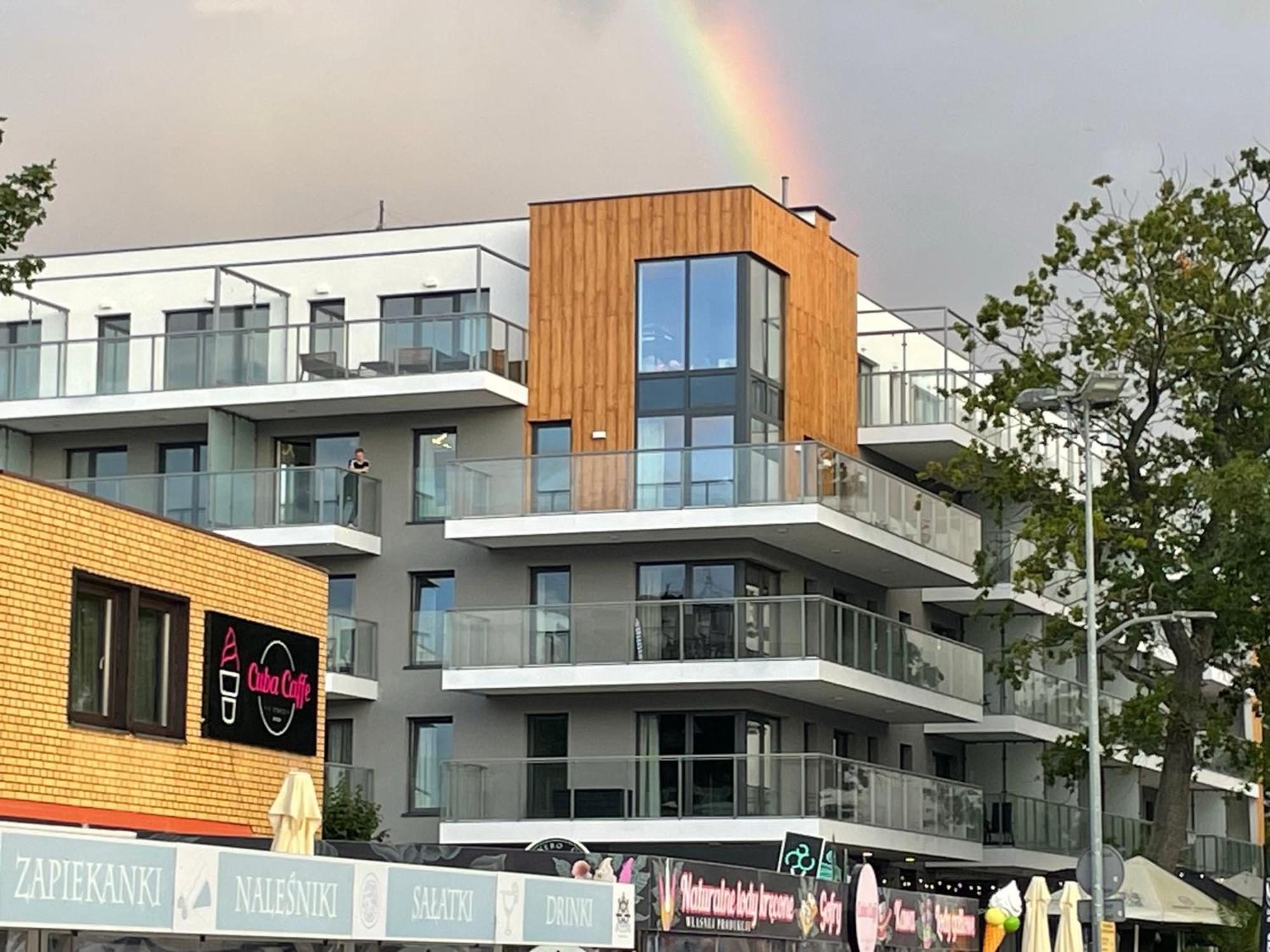 Portowy Boulevard Mrzeżyno Kültér fotó